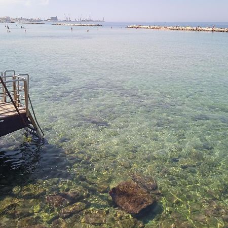 Afrodite Bari Esterno foto