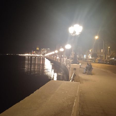 Afrodite Bari Esterno foto